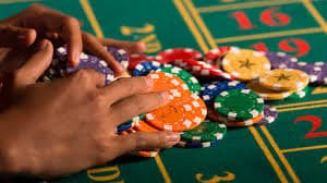 Giao diện game slot online hấp dẫn tại fsbet với nhiều chủ đề và jackpot lớn